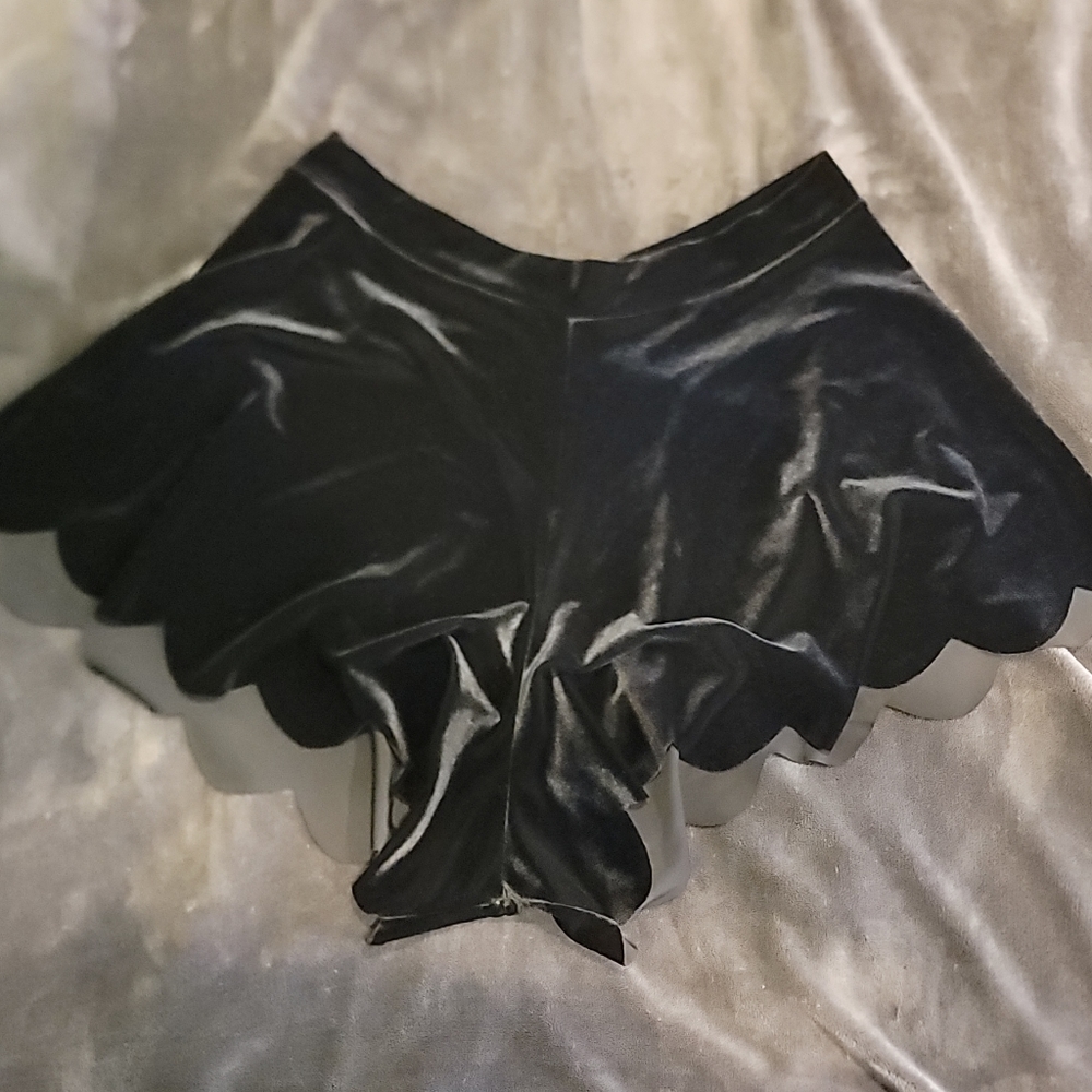 Blackmilk Velvet Flutter shorts Large